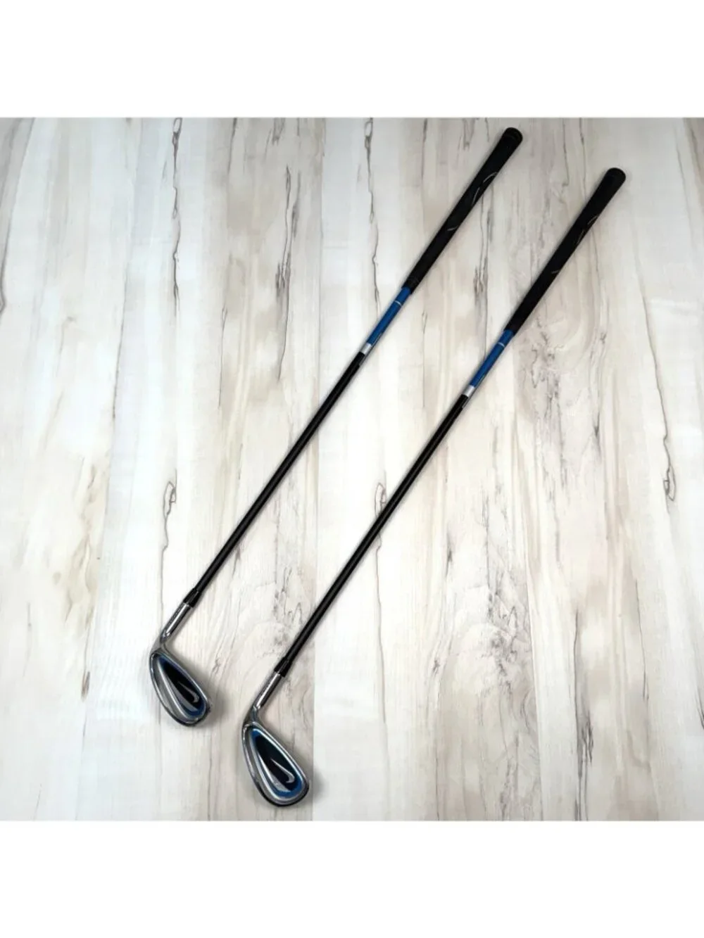 Lot 2 NIKE Blue Jrs 2 Junior Mid-Iron & Pitching Wedges RH 29